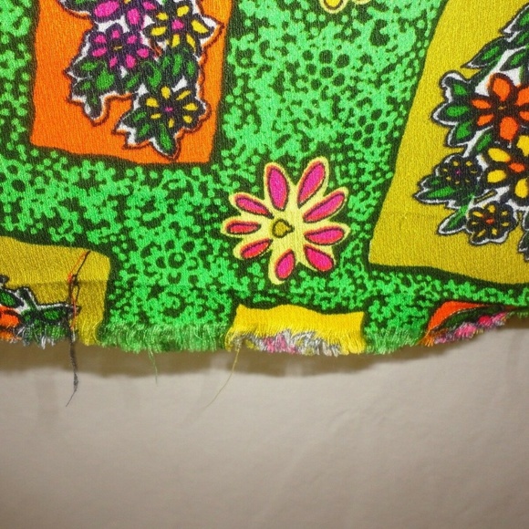 Vintage Made in Hawaii Floral Green Dress Smaller - Picture 5 of 7